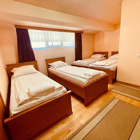 Rakoczi Center Bed & Breakfast Odorheiu Secuiesc Bagian luar foto
