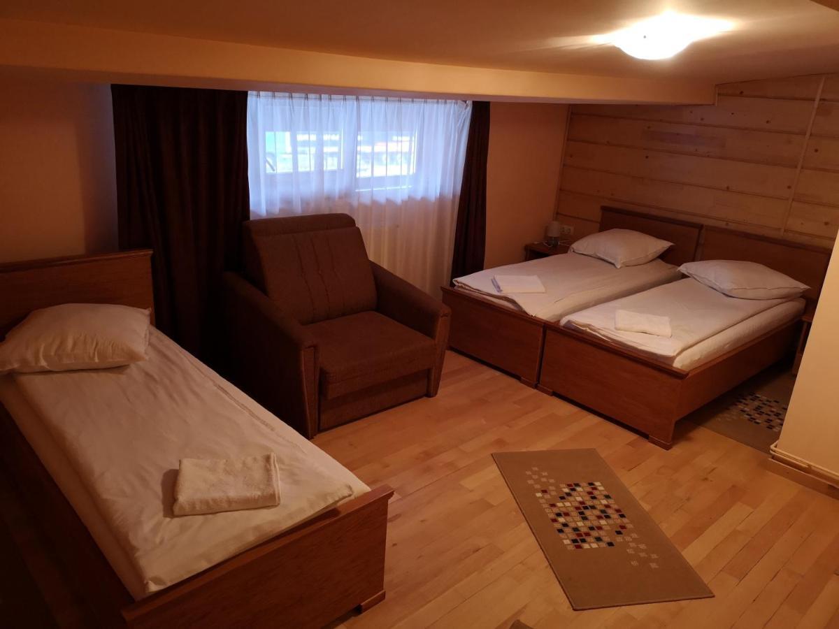 Rakoczi Center Bed & Breakfast Odorheiu Secuiesc Bagian luar foto