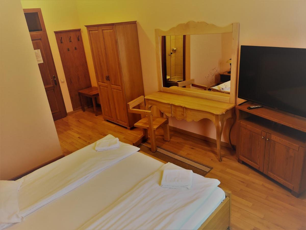 Rakoczi Center Bed & Breakfast Odorheiu Secuiesc Bagian luar foto